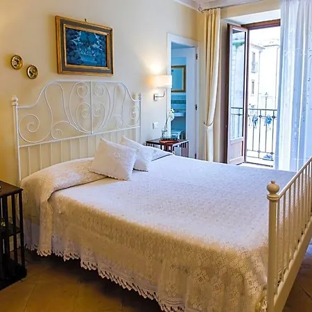 Donna Chiara 3* Nusco
